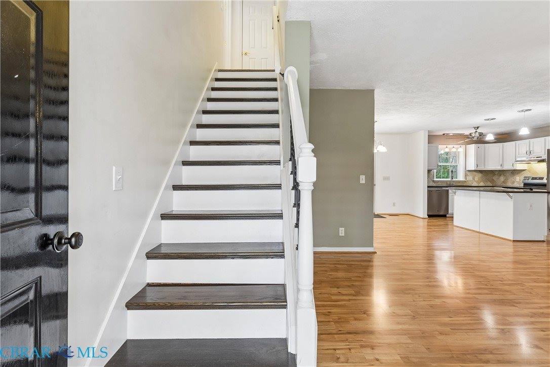 6525 Hickory Knoll Road, Gloucester, VA 23061