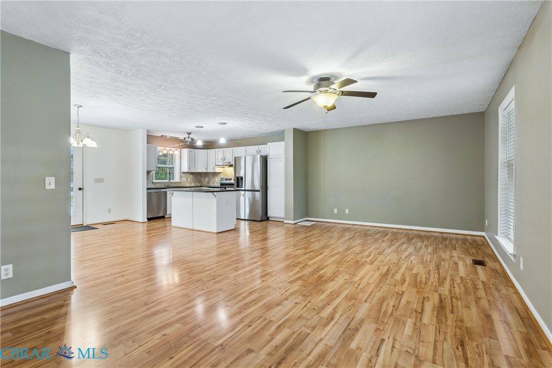 6525 Hickory Knoll Road, Gloucester, VA 23061