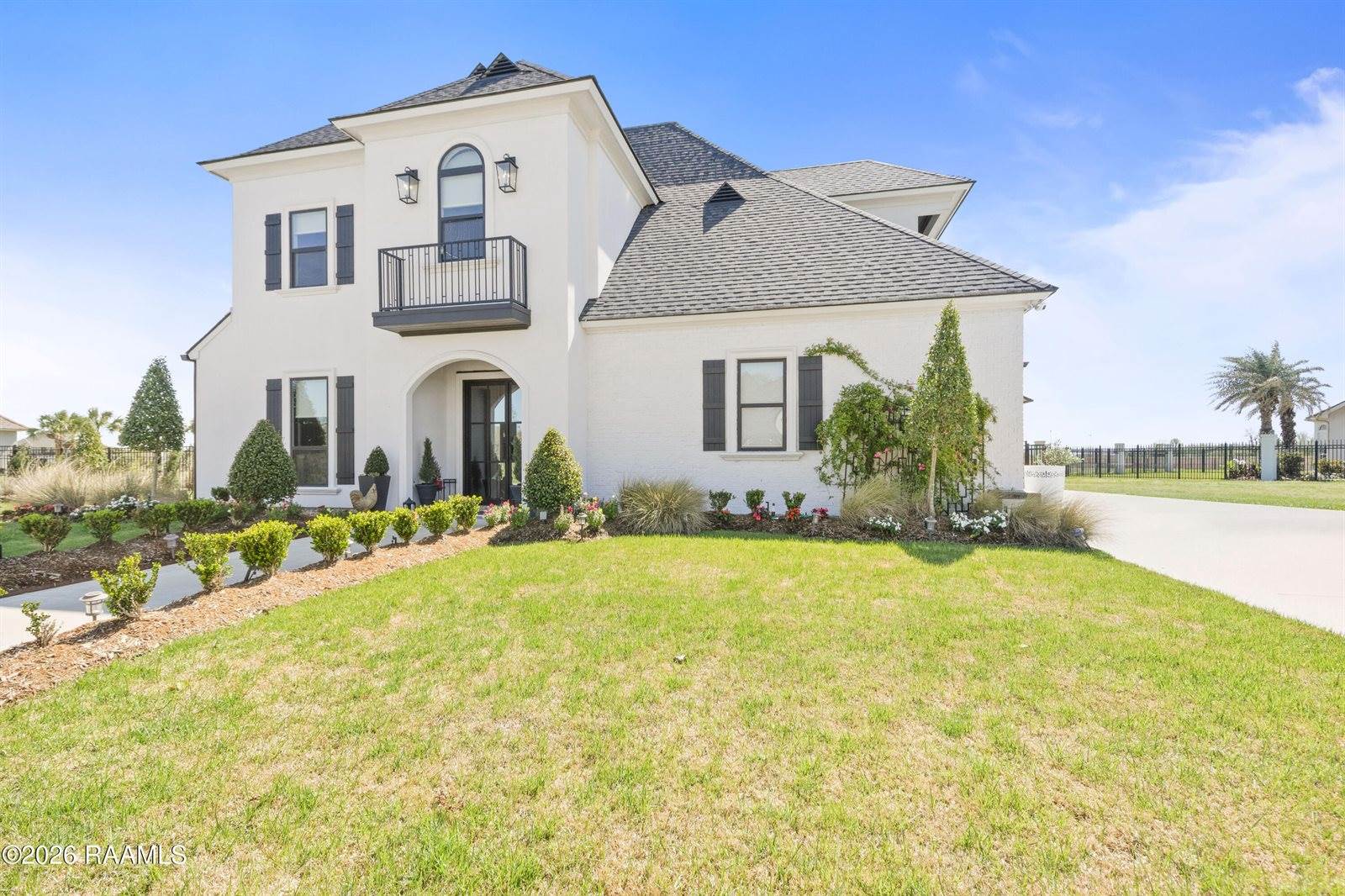 1014 The Lake Drive, Broussard, LA 70518