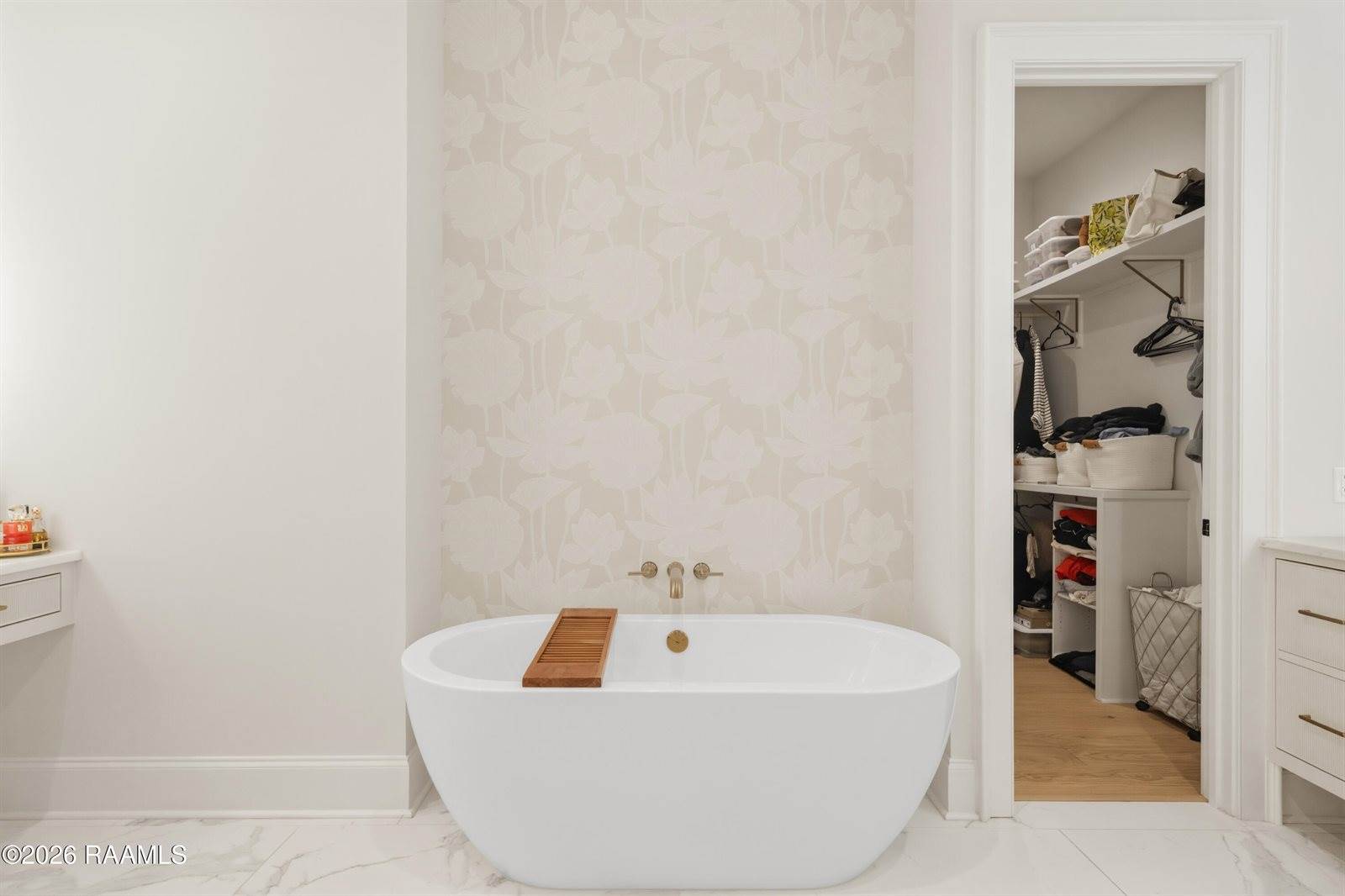 1014 The Lake Drive, Broussard, LA 70518