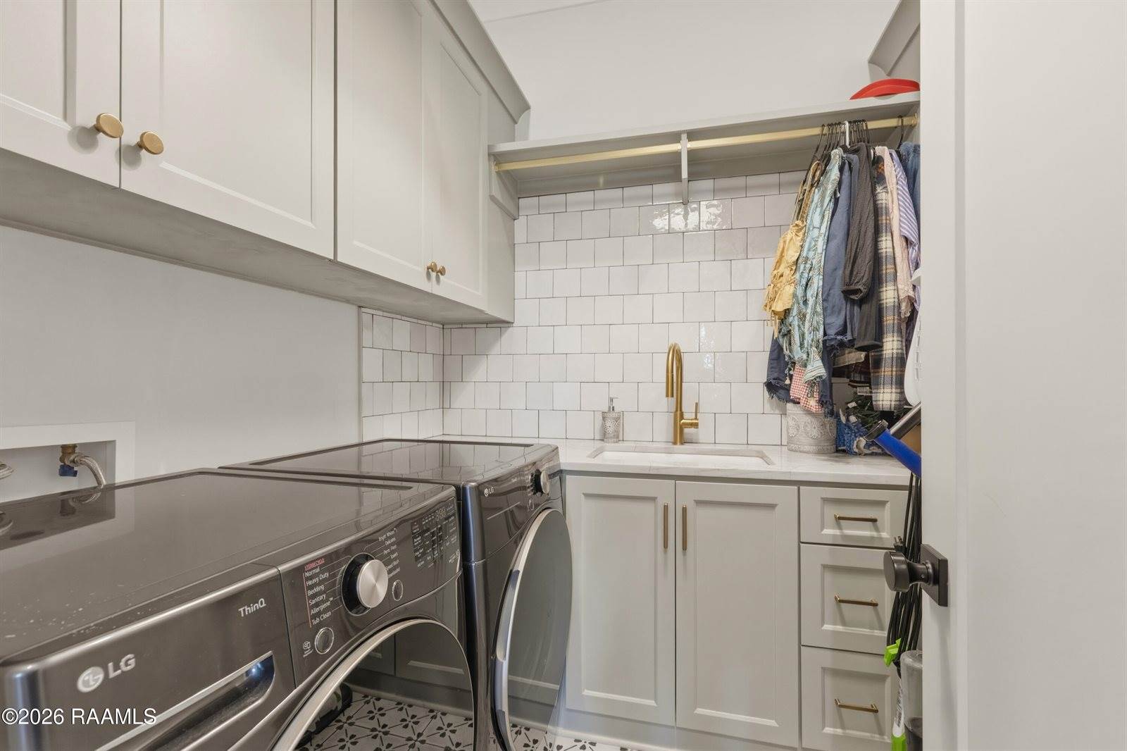 1014 The Lake Drive, Broussard, LA 70518