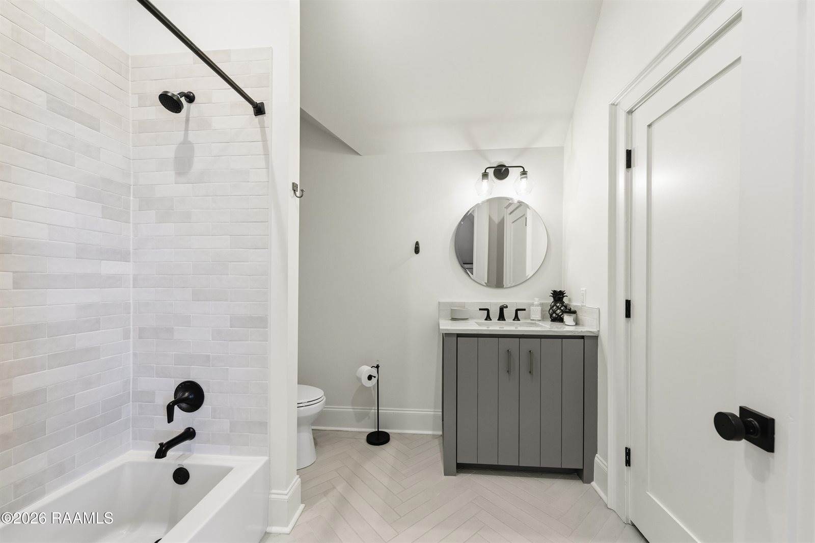 1014 The Lake Drive, Broussard, LA 70518