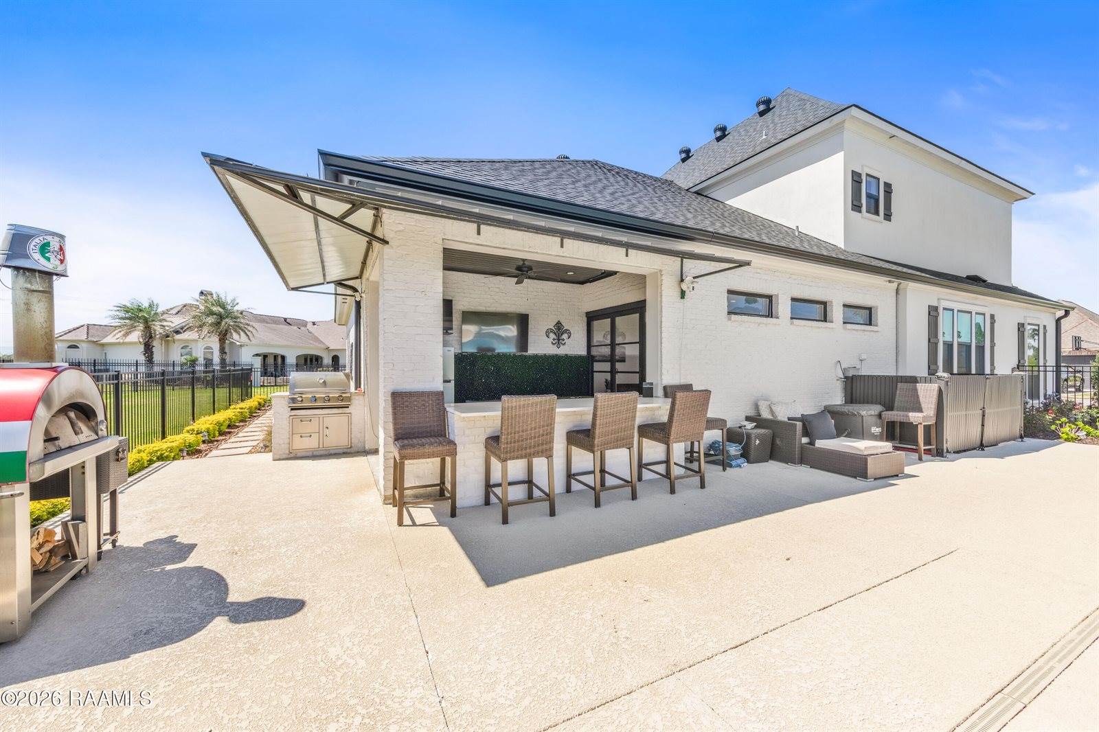 1014 The Lake Drive, Broussard, LA 70518