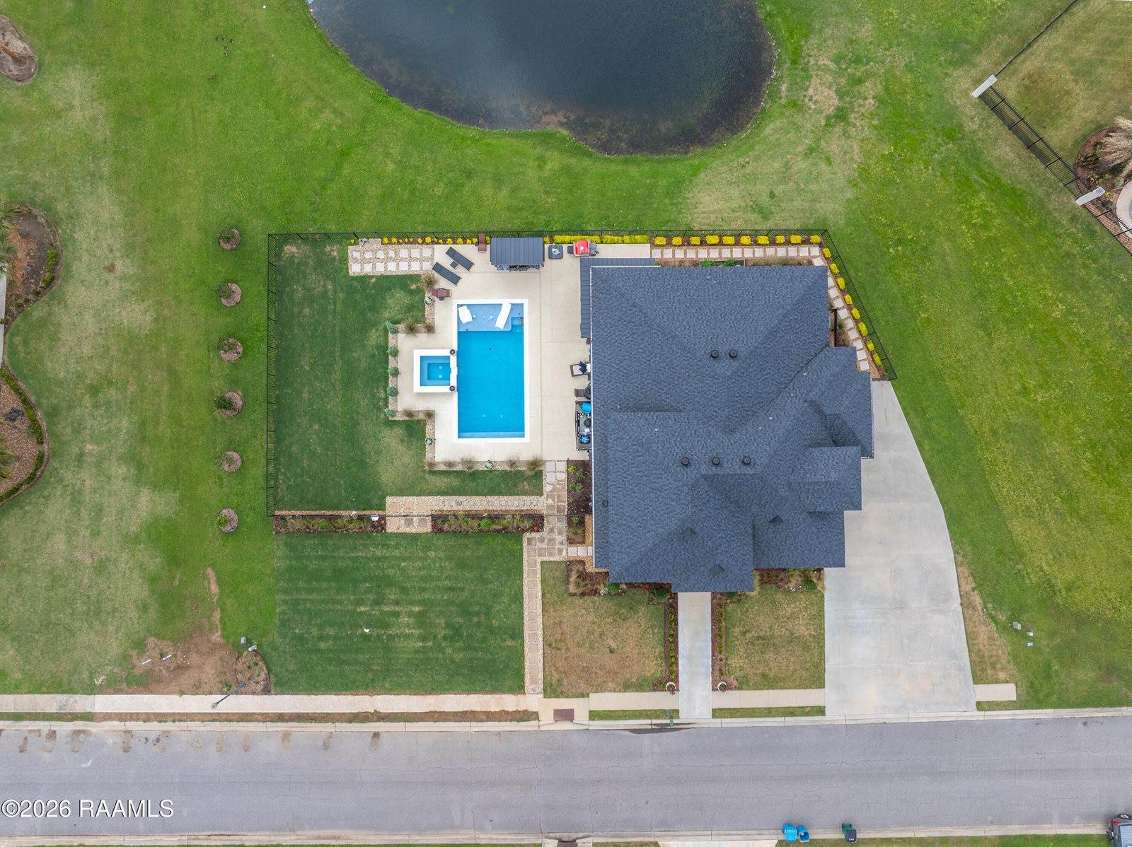 1014 The Lake Drive, Broussard, LA 70518