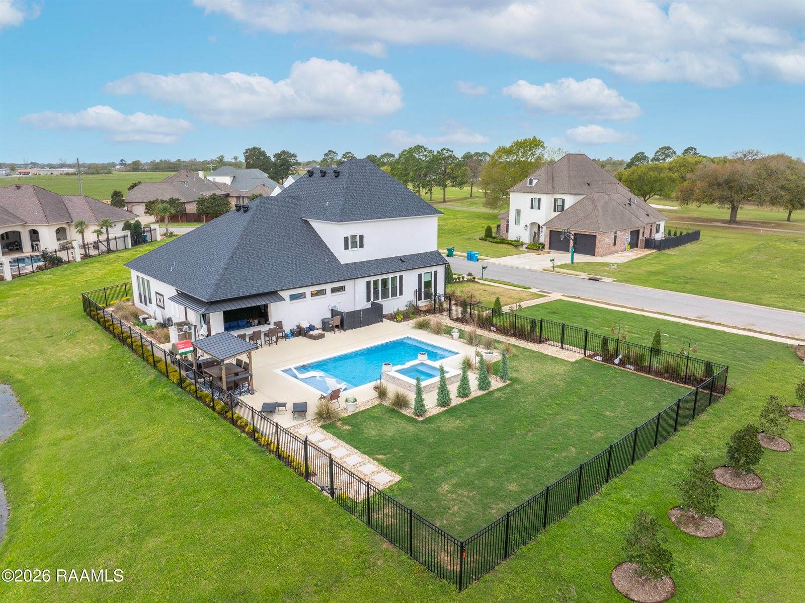 1014 The Lake Drive, Broussard, LA 70518