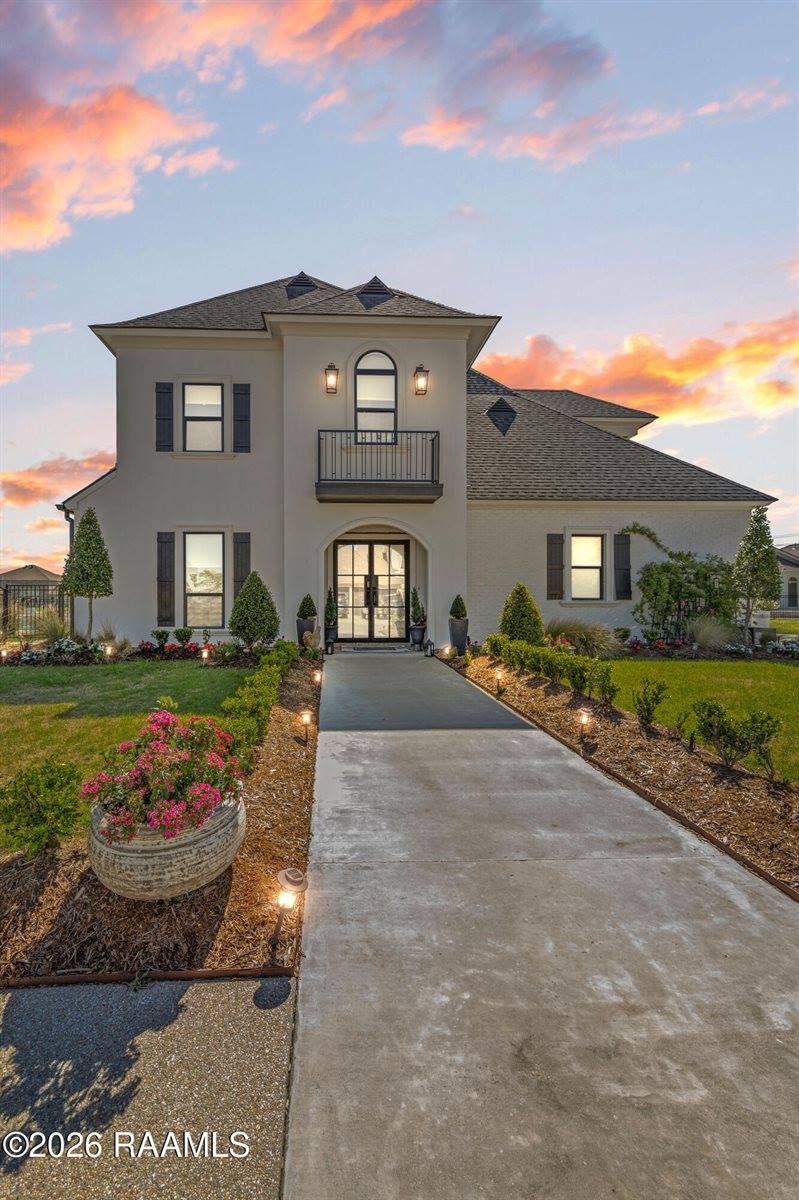 1014 The Lake Drive, Broussard, LA 70518