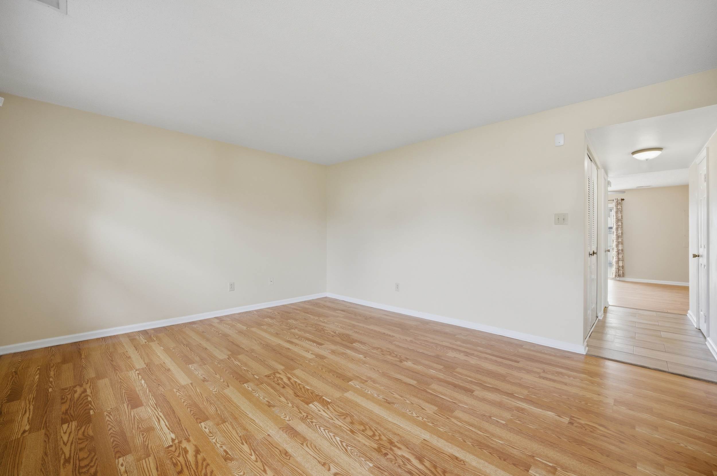 102 Tyburn Court, Hampton, VA 23669