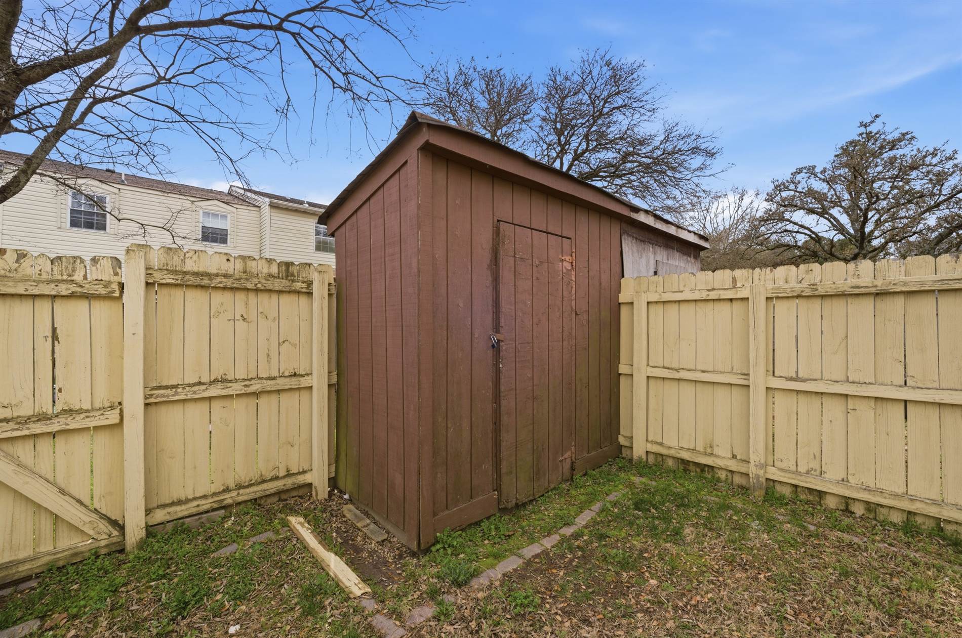 102 Tyburn Court, Hampton, VA 23669