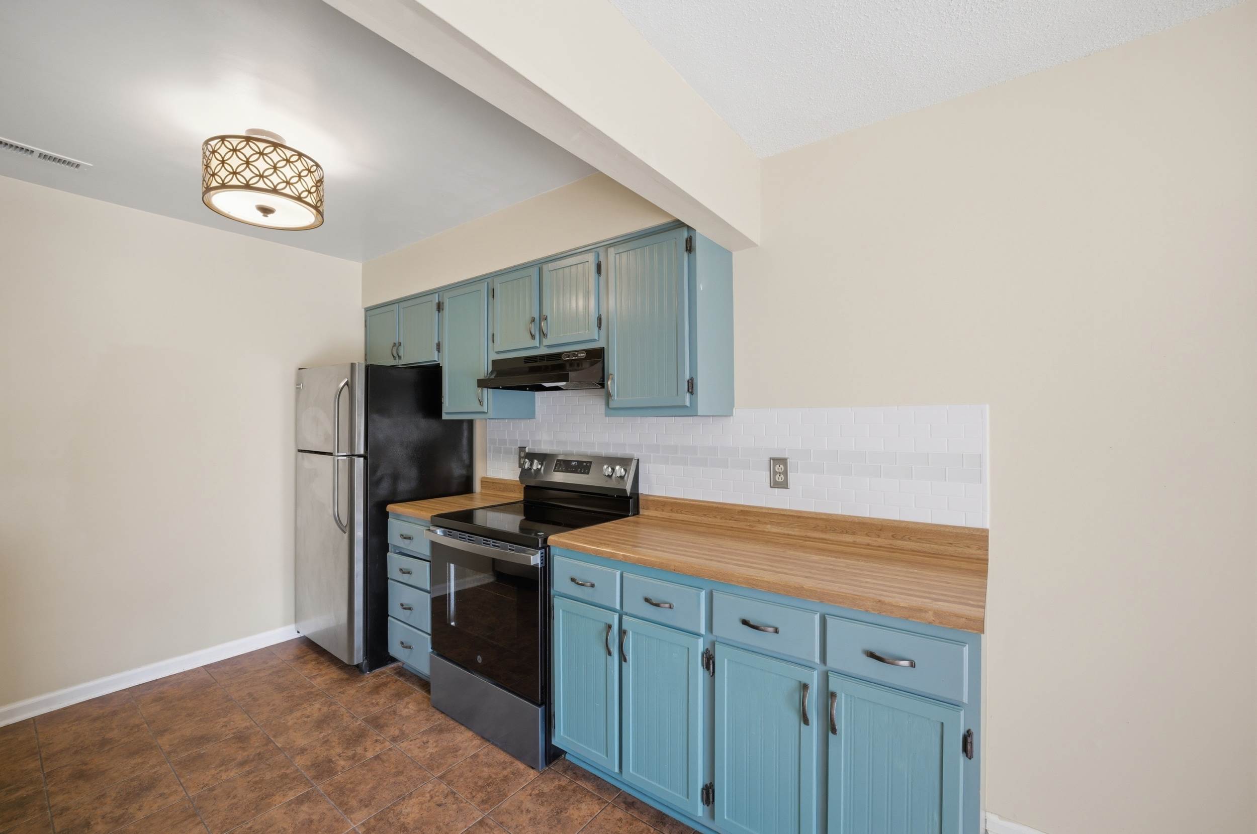 102 Tyburn Court, Hampton, VA 23669