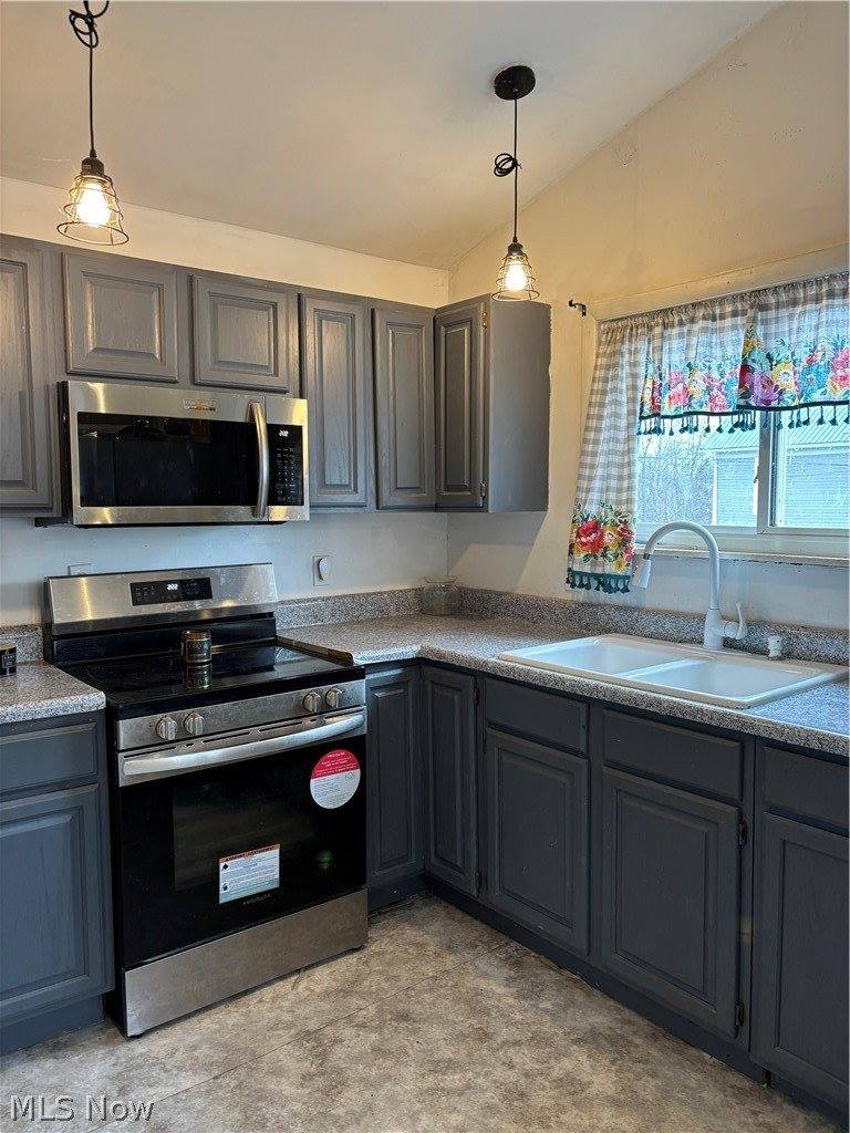 1407 Elm Street, Cambridge, OH 43725