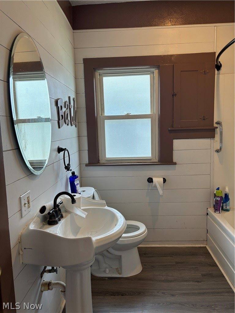1407 Elm Street, Cambridge, OH 43725