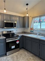 1407 Elm Street, Cambridge, OH 43725