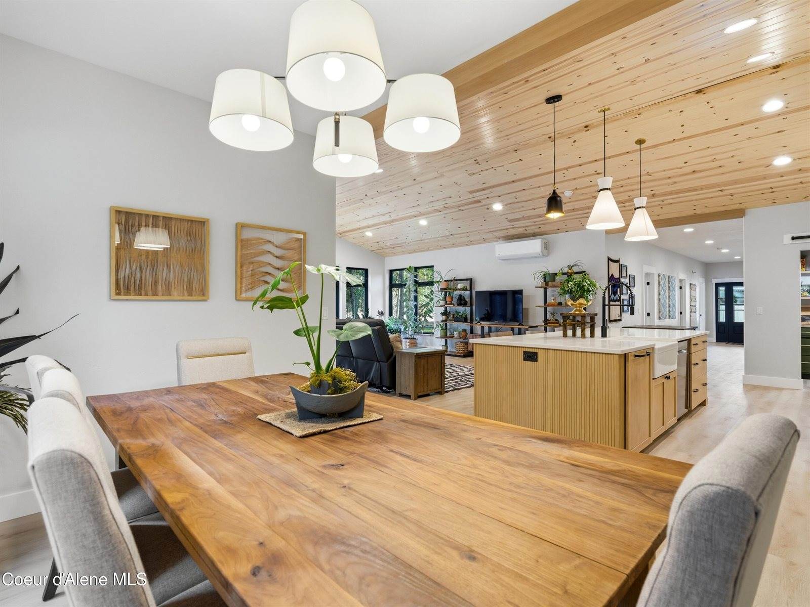 85 Camas Dr, Priest River, ID 83856