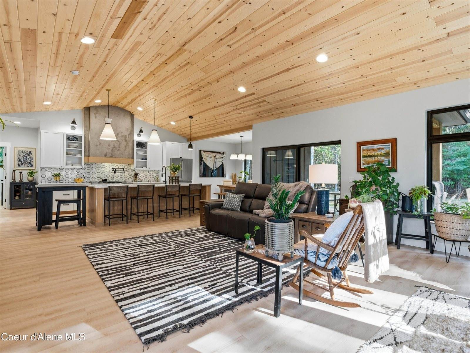 85 Camas Dr, Priest River, ID 83856