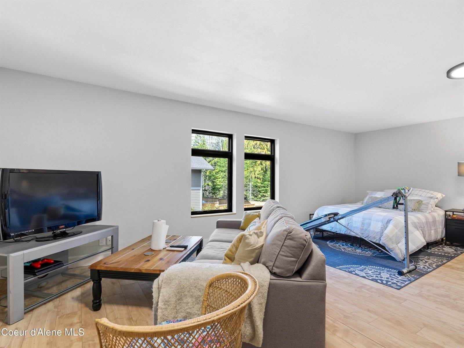 85 Camas Dr, Priest River, ID 83856