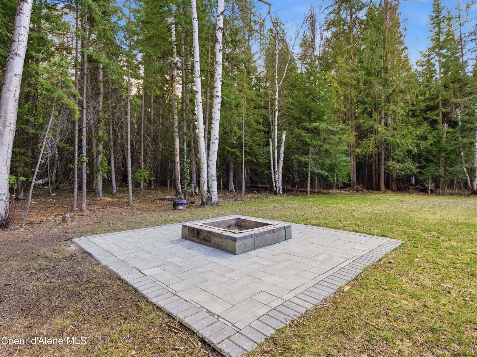 85 Camas Dr, Priest River, ID 83856