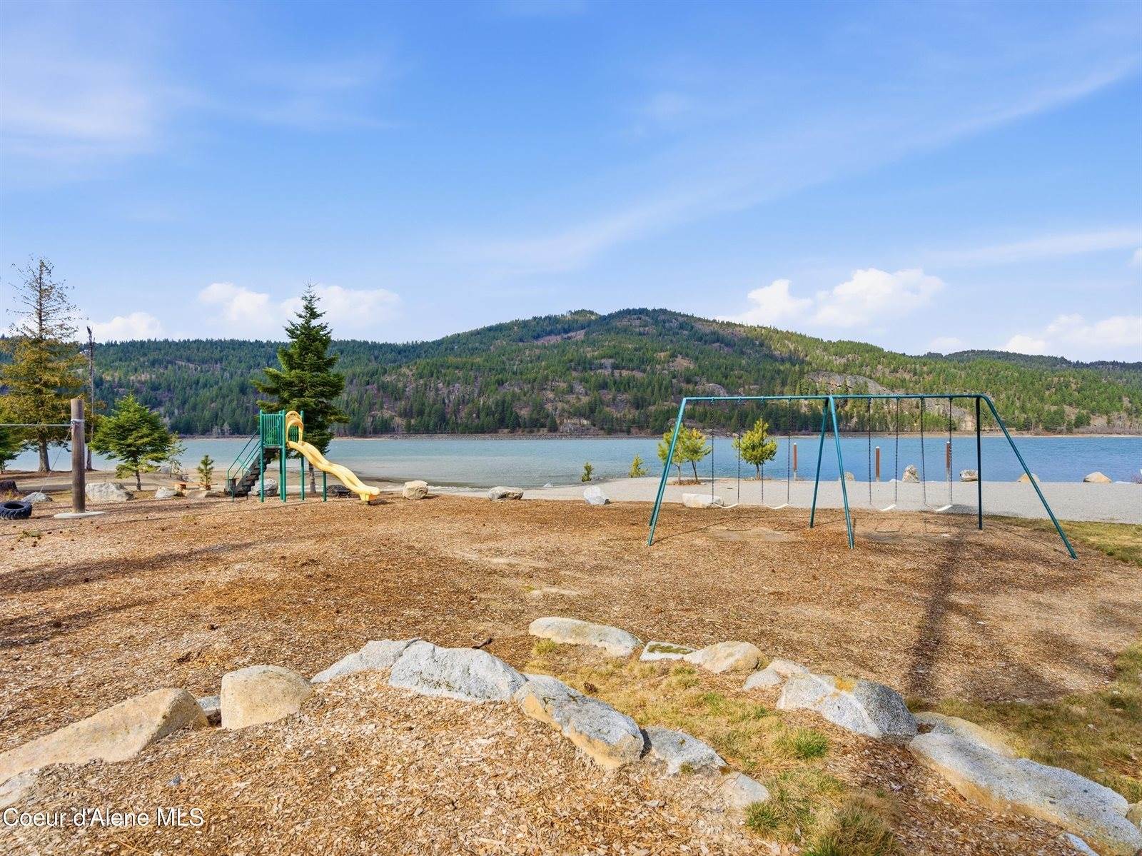 85 Camas Dr, Priest River, ID 83856