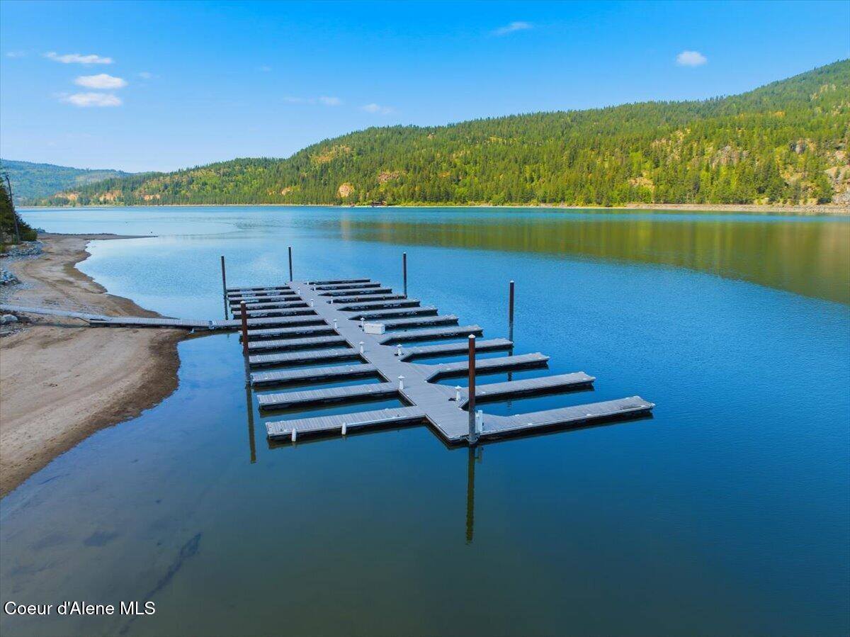 85 Camas Dr, Priest River, ID 83856