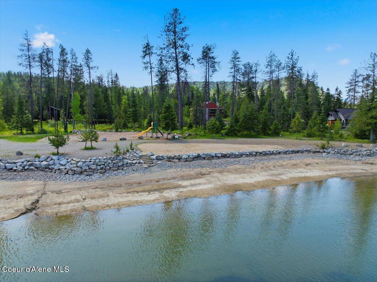 85 Camas Dr, Priest River, ID 83856