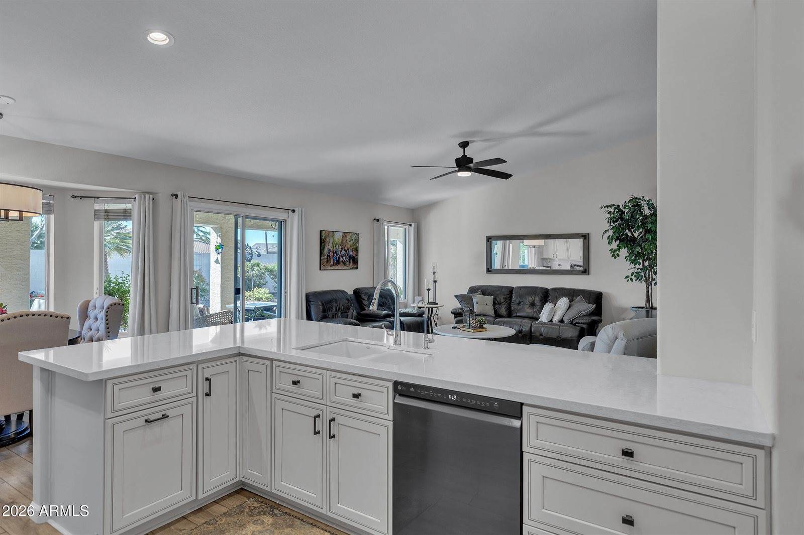 9421 East Jadecrest Drive, Sun Lakes, AZ 85248