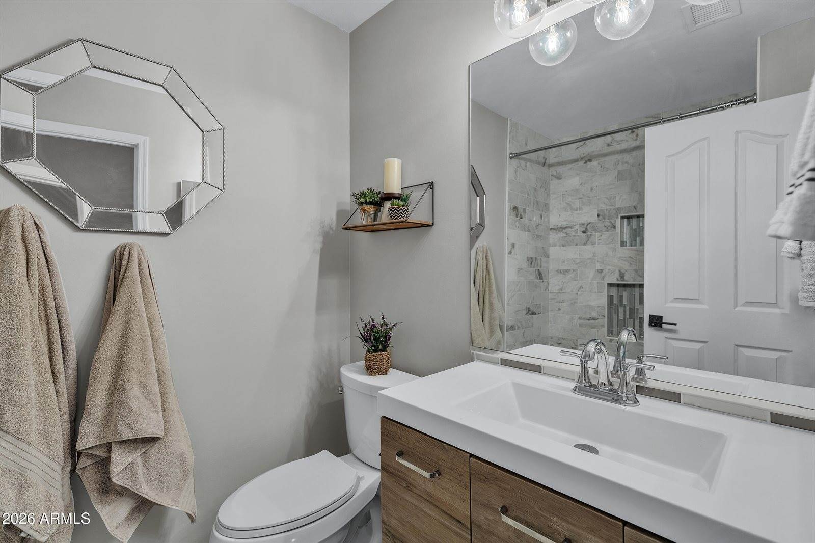 9421 East Jadecrest Drive, Sun Lakes, AZ 85248