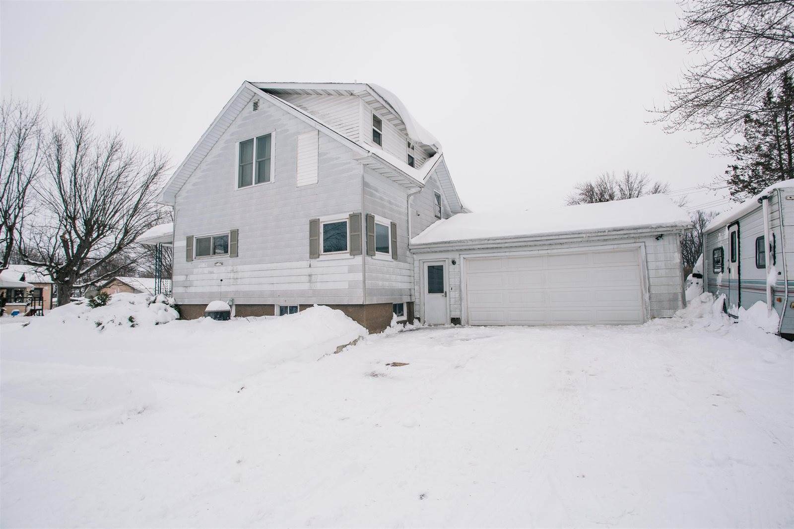 101 S West Street, Loyal, WI 54446
