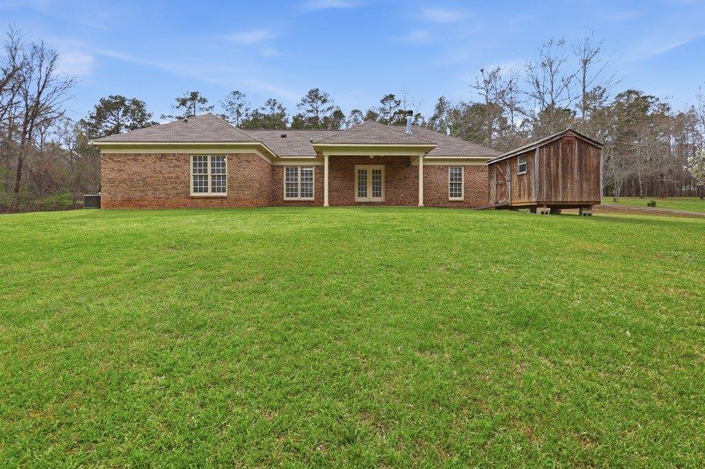 1159 Ossahatchie Creek Road, Ellerslie, GA 31807