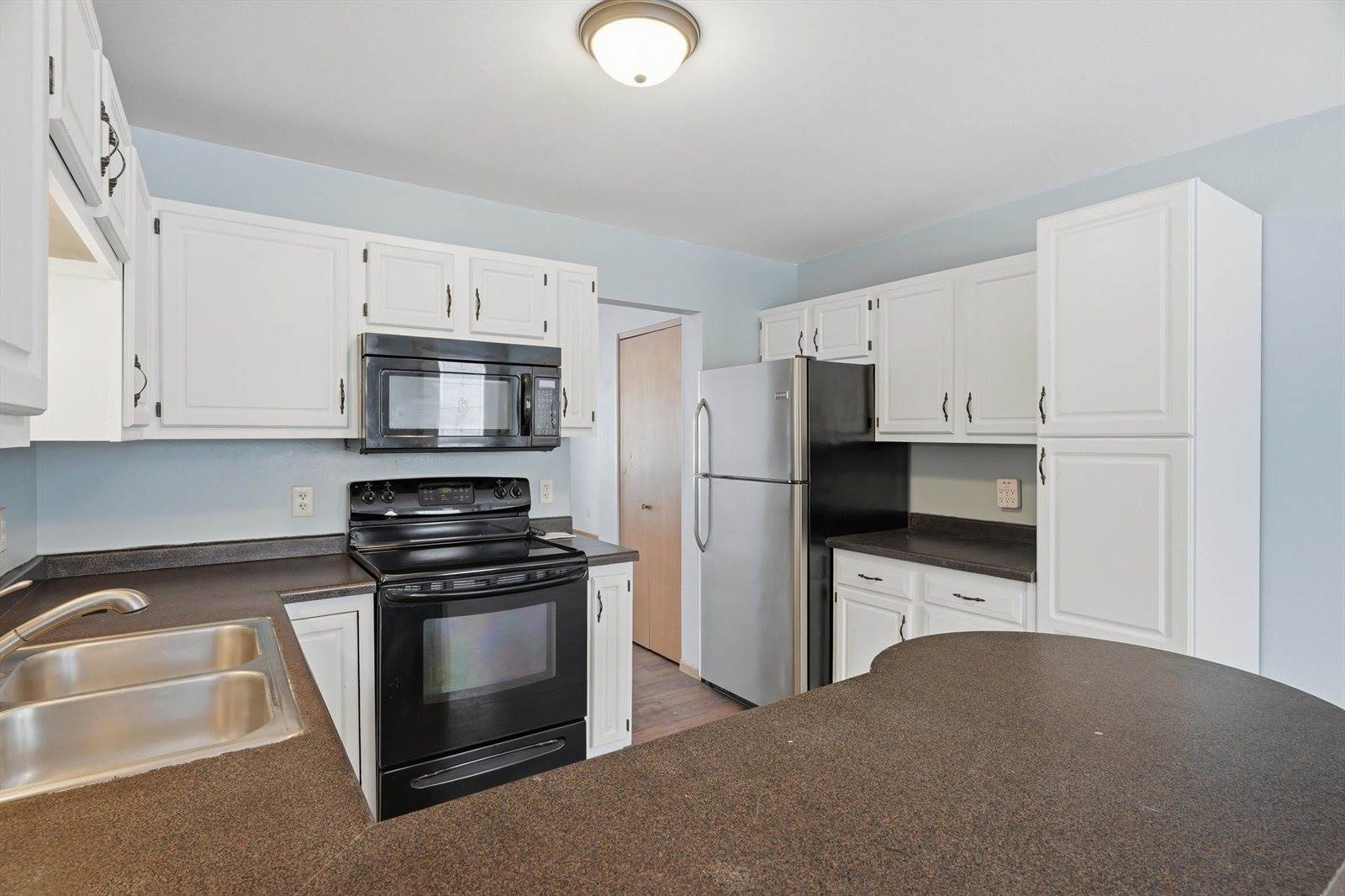 2806-2808 S Felker Avenue, Marshfield, WI 54449