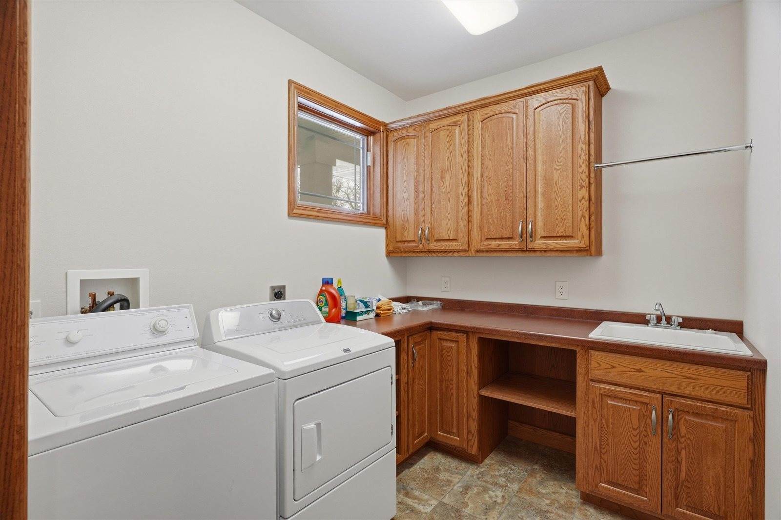 1137 W Ridge Road, Marshfield, WI 54449