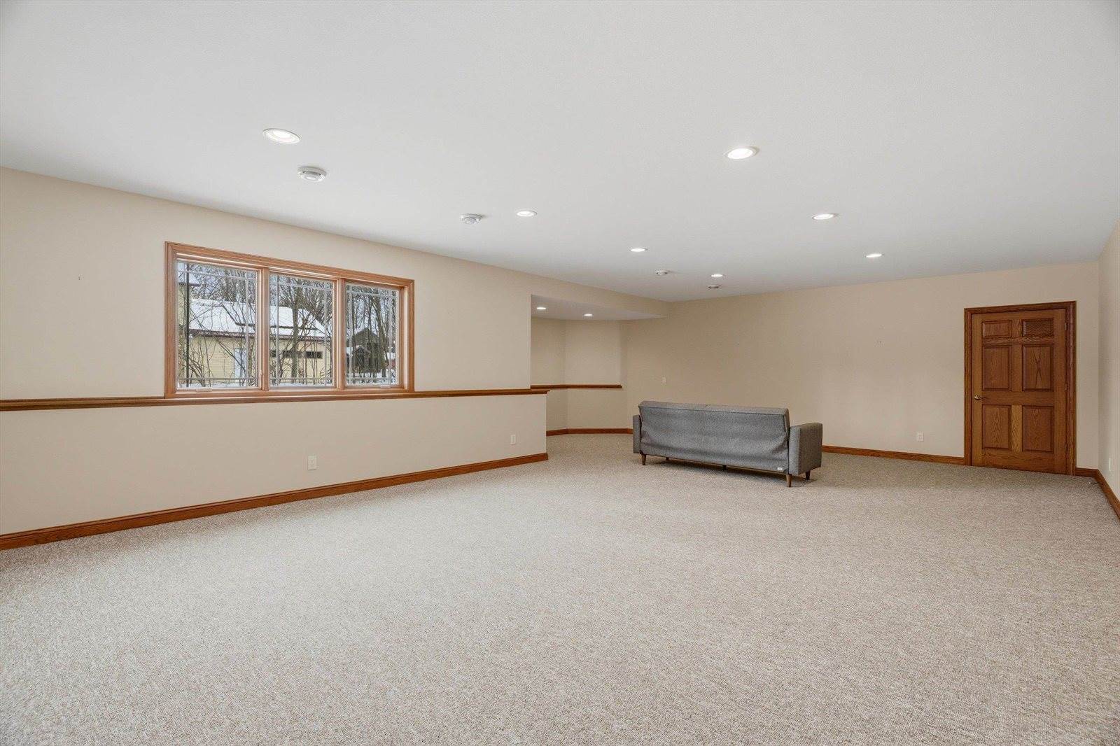 1137 W Ridge Road, Marshfield, WI 54449