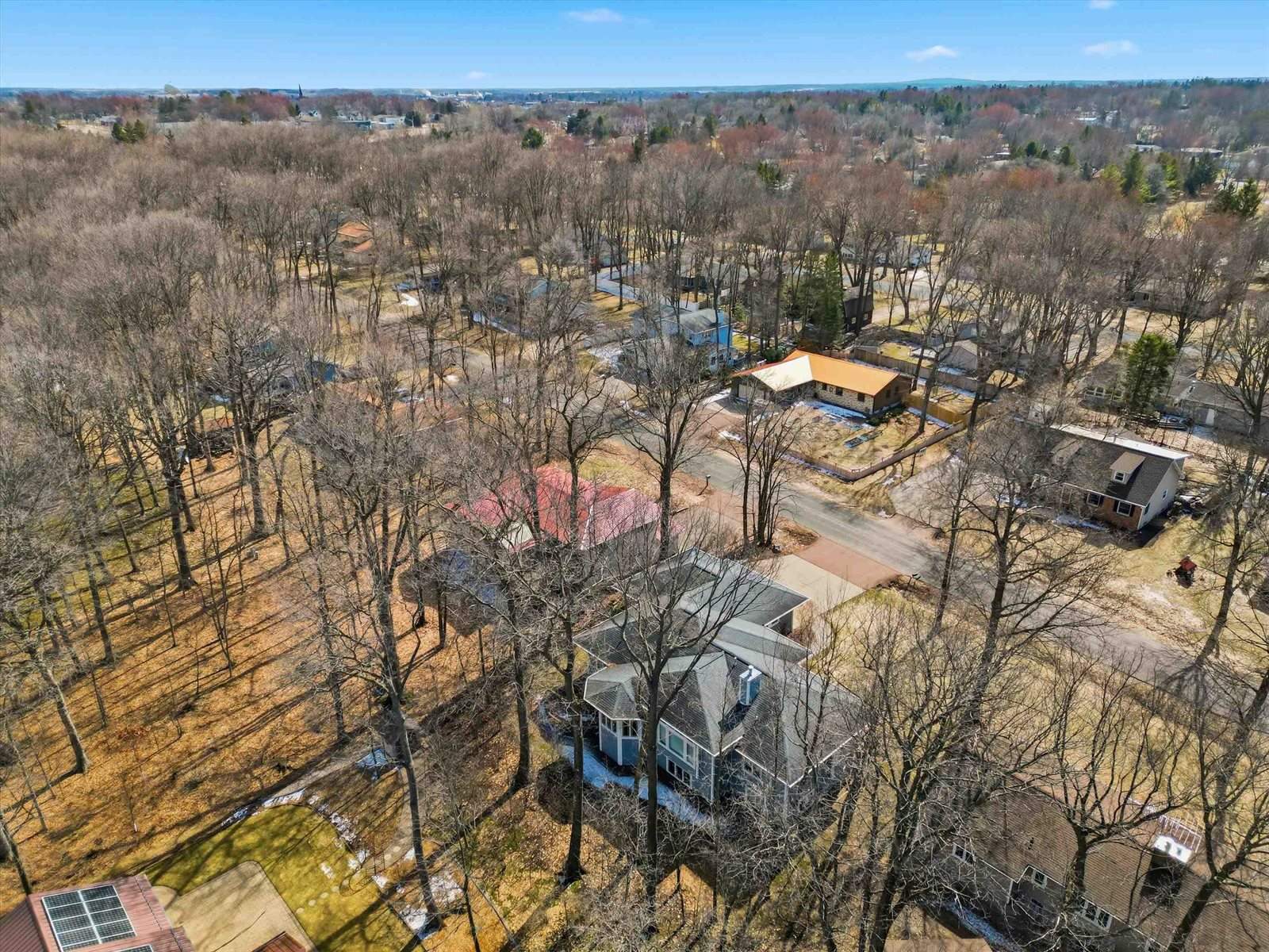 1137 W Ridge Road, Marshfield, WI 54449