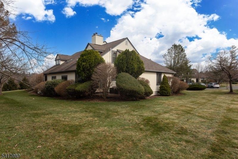 6 Magnolia Path, Bernards Township, NJ 07920