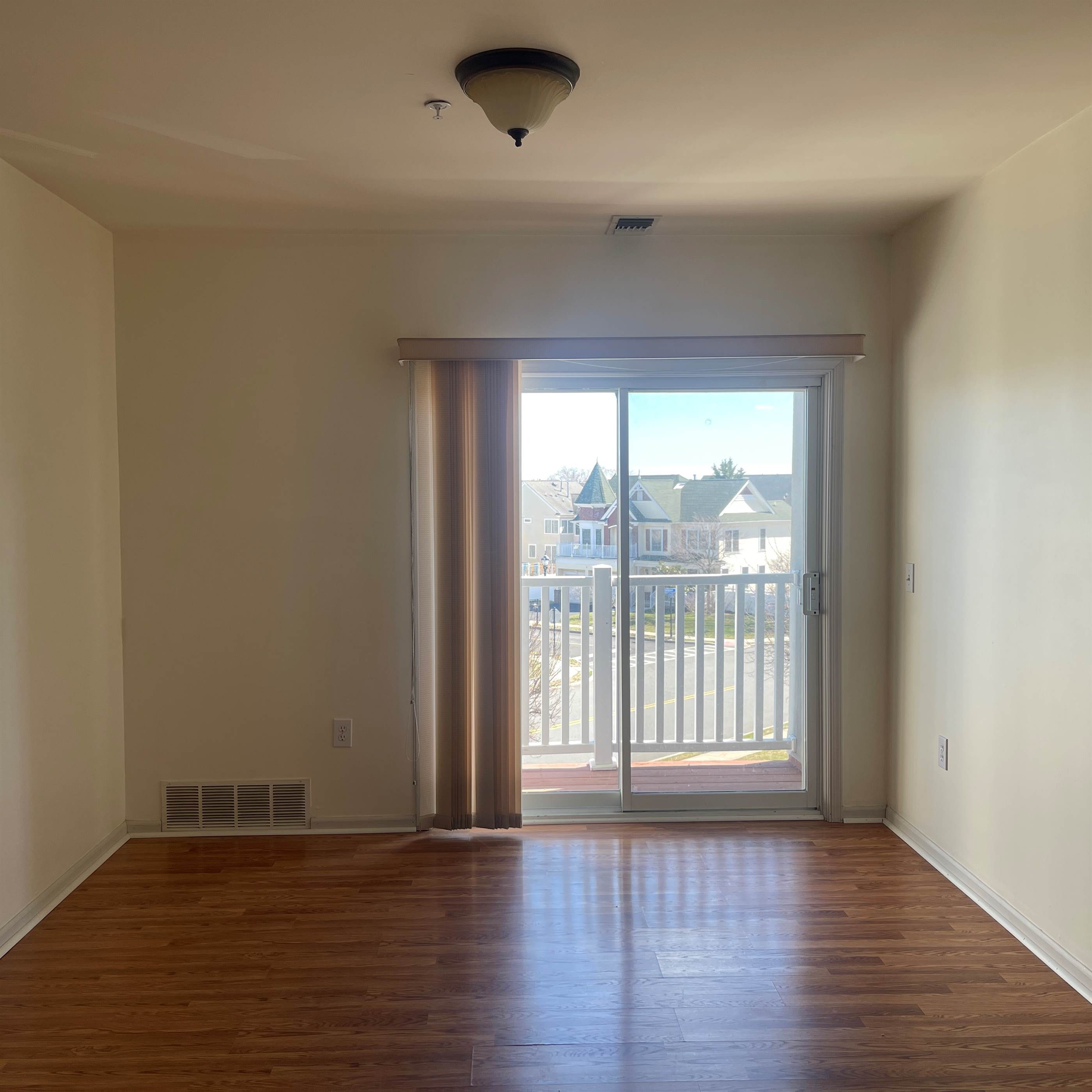 100 John T O Leary Blvd,327, South Amboy, NJ 08879