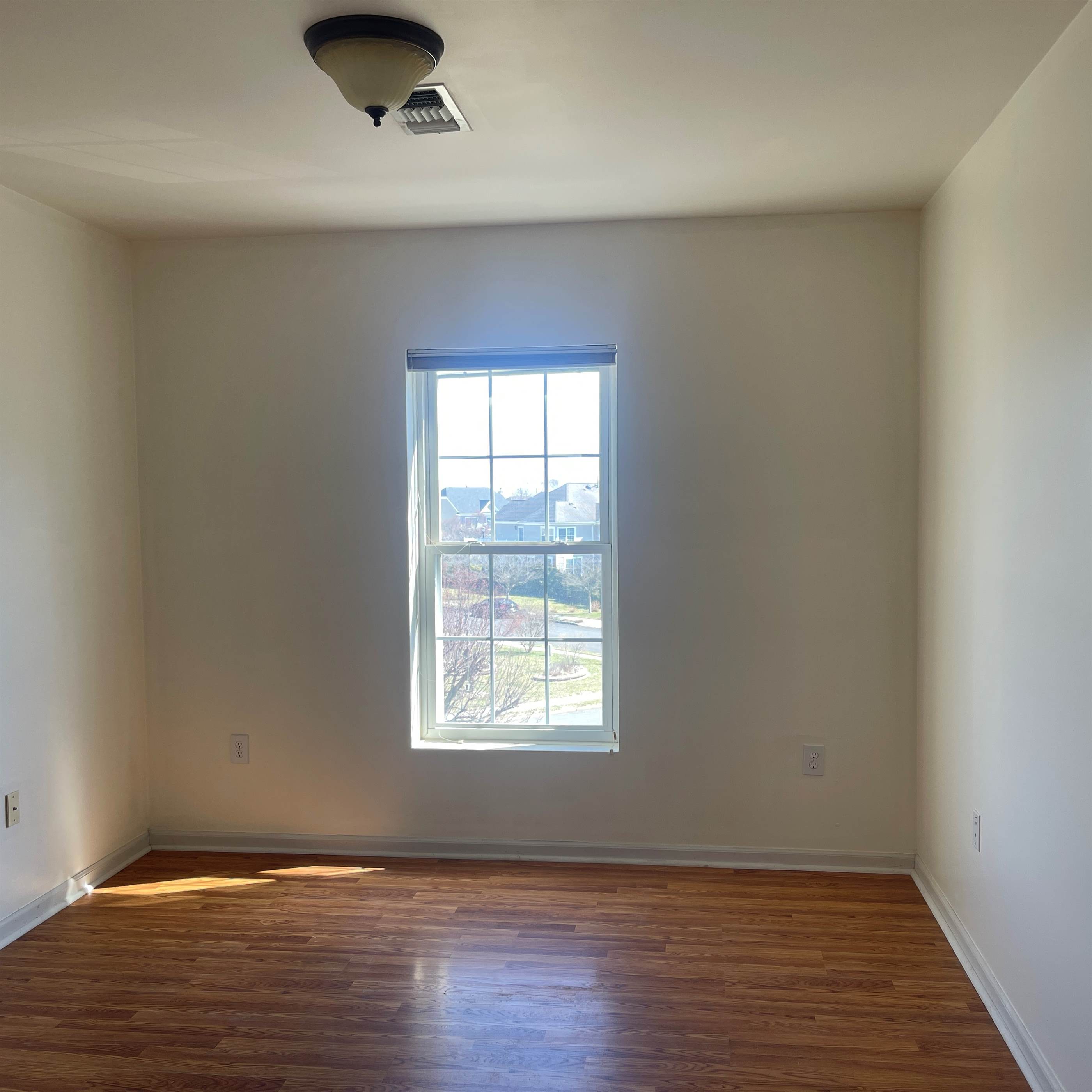 100 John T O Leary Blvd,327, South Amboy, NJ 08879