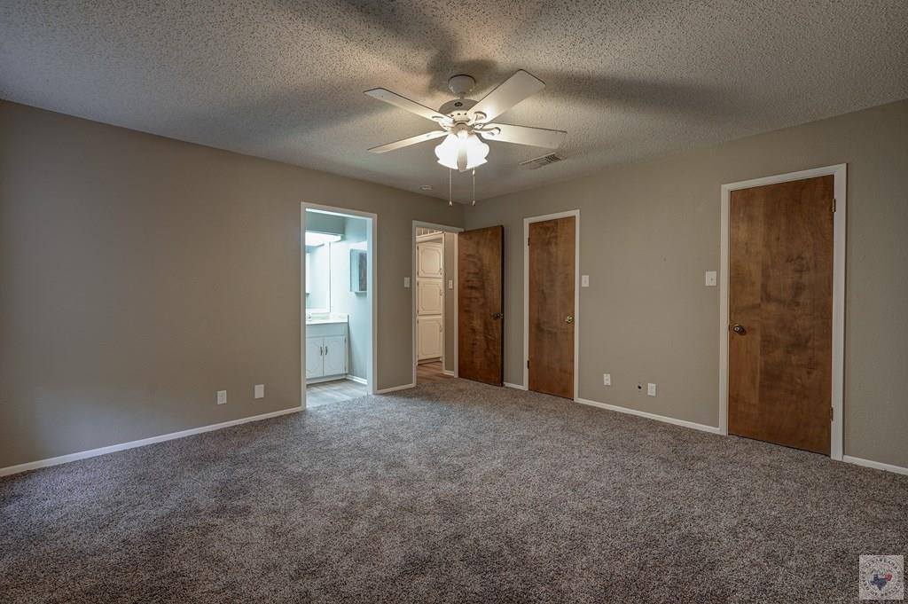 211 Northcrest, Wake Village, TX 75501