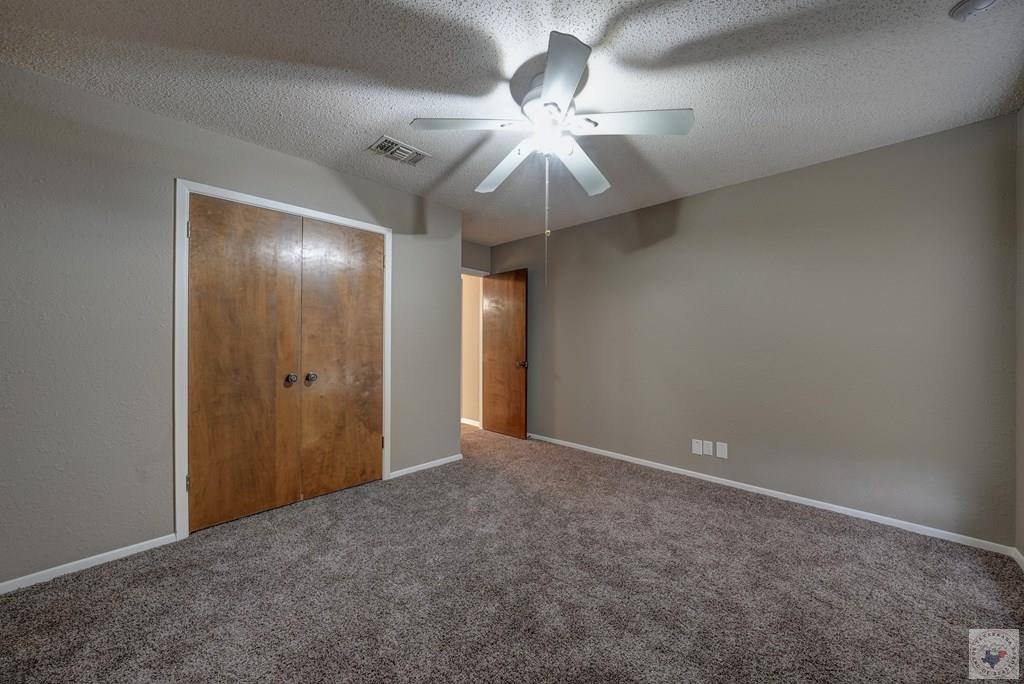 211 Northcrest, Wake Village, TX 75501