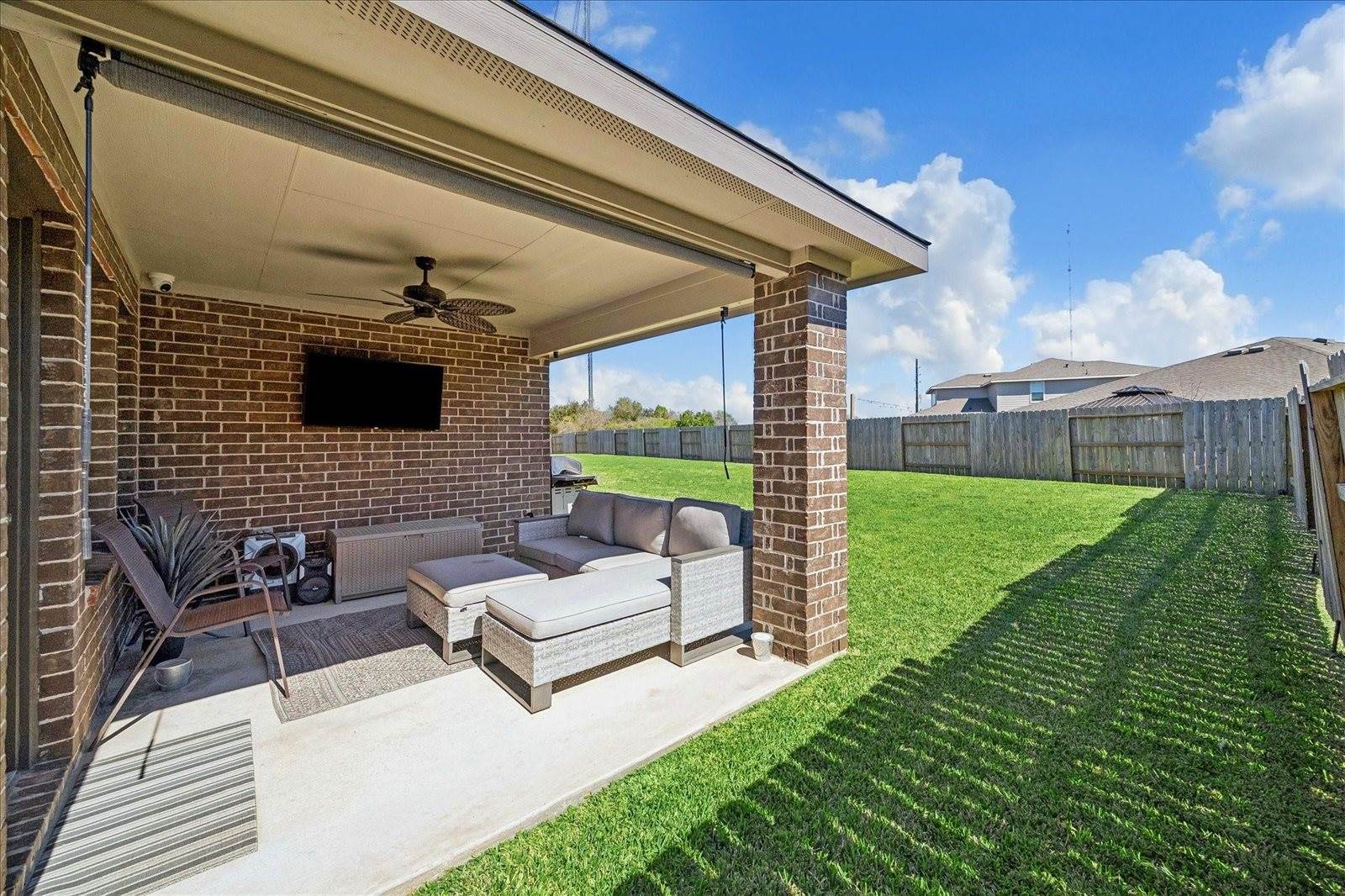 3403 Lake Landing Lane, Missouri City, TX 77459