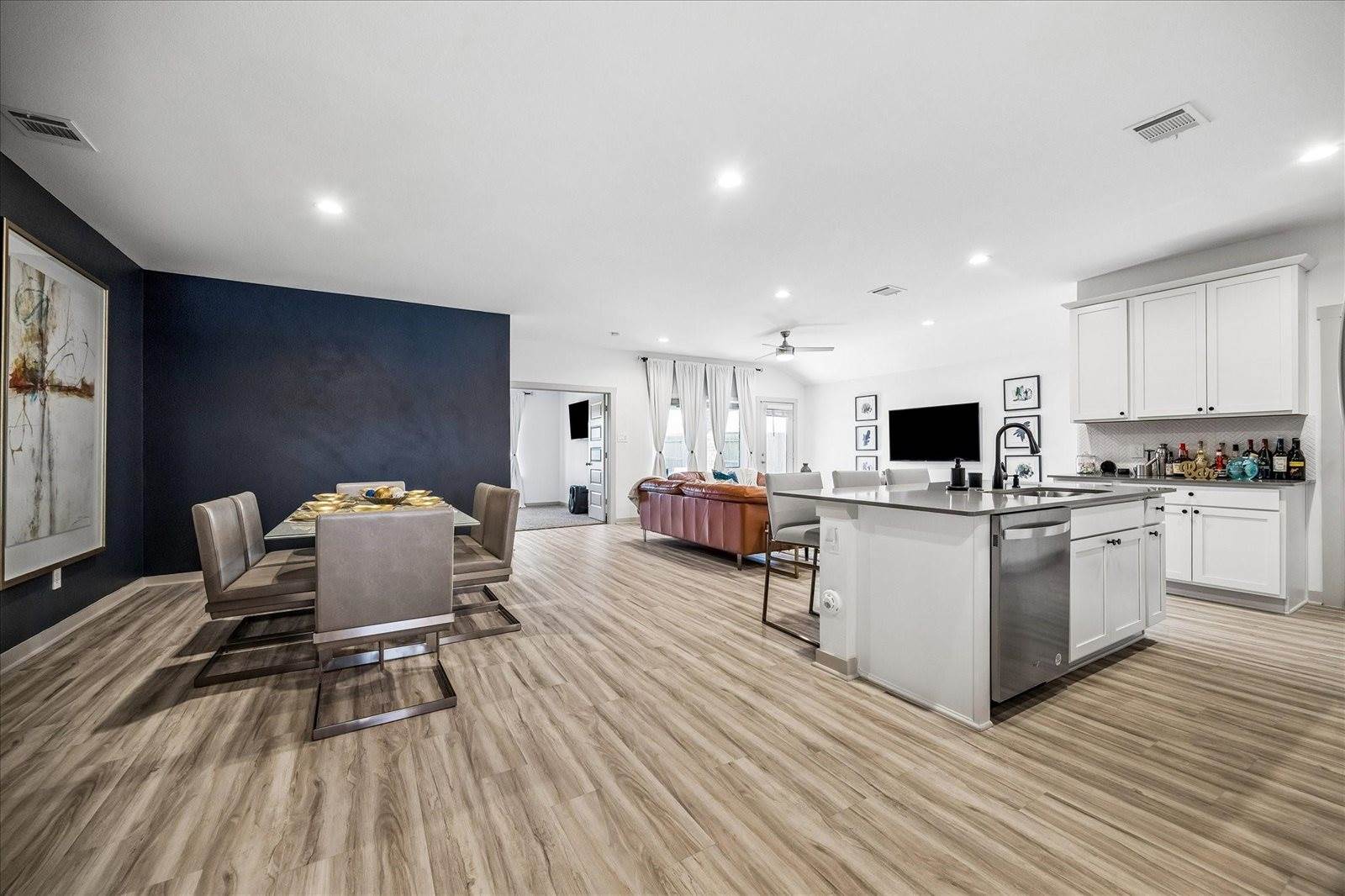 3403 Lake Landing Lane, Missouri City, TX 77459