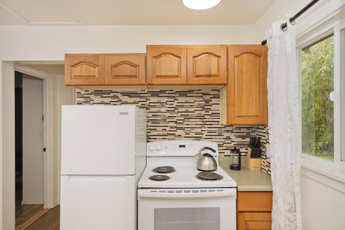 18-2274 Laulea Rd, Mountain View, HI 96771