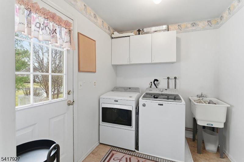 4 Crowel Rd, Hillsborough Township, NJ 08844