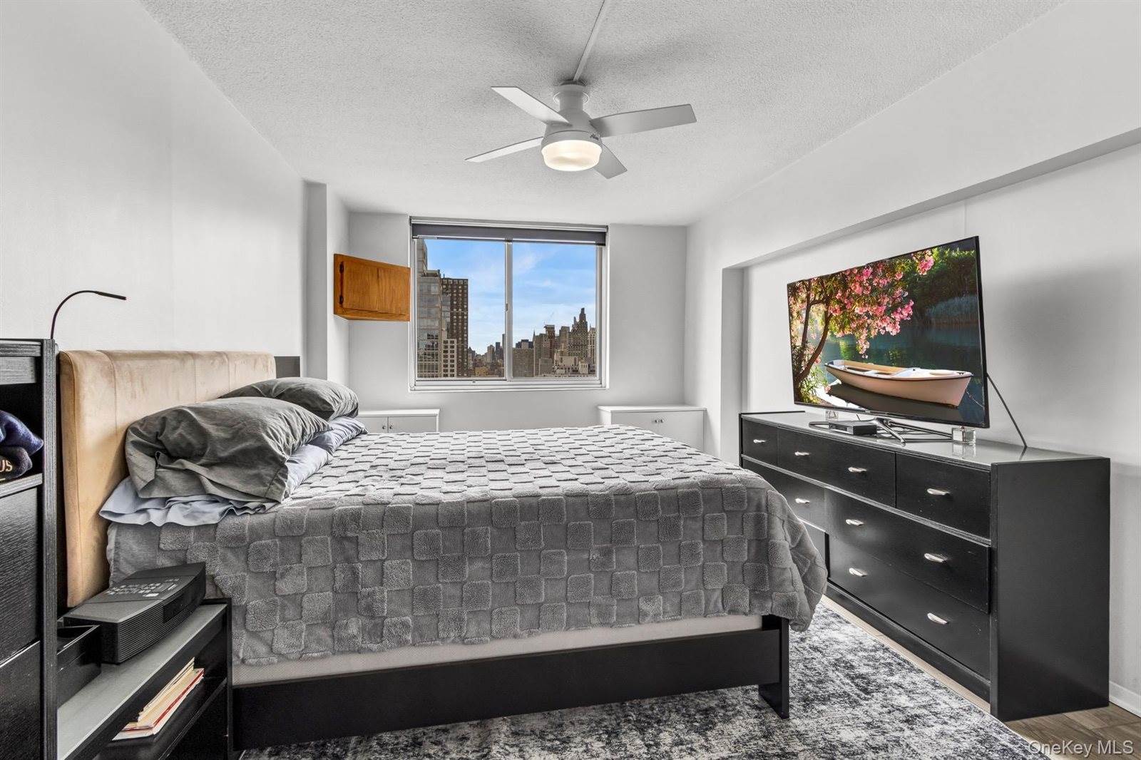 345 East 93rd Street, New York, NY 10128