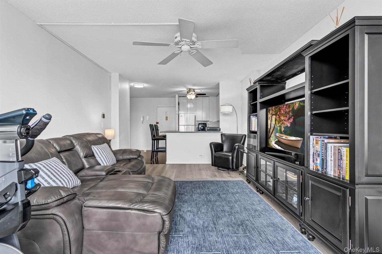 345 East 93rd Street, New York, NY 10128