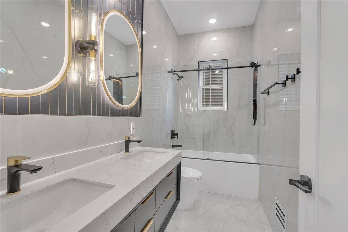 206 Clendenny Ave, JC, West Bergen, NJ 07304