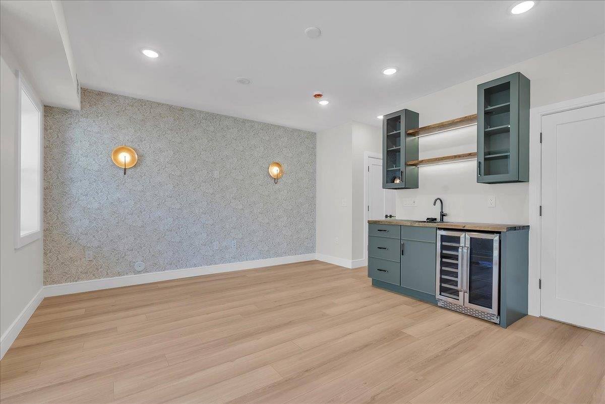 206 Clendenny Ave, JC, West Bergen, NJ 07304