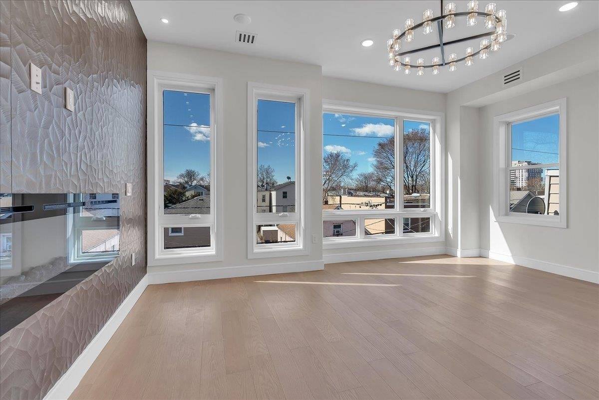 206 Clendenny Ave, JC, West Bergen, NJ 07304