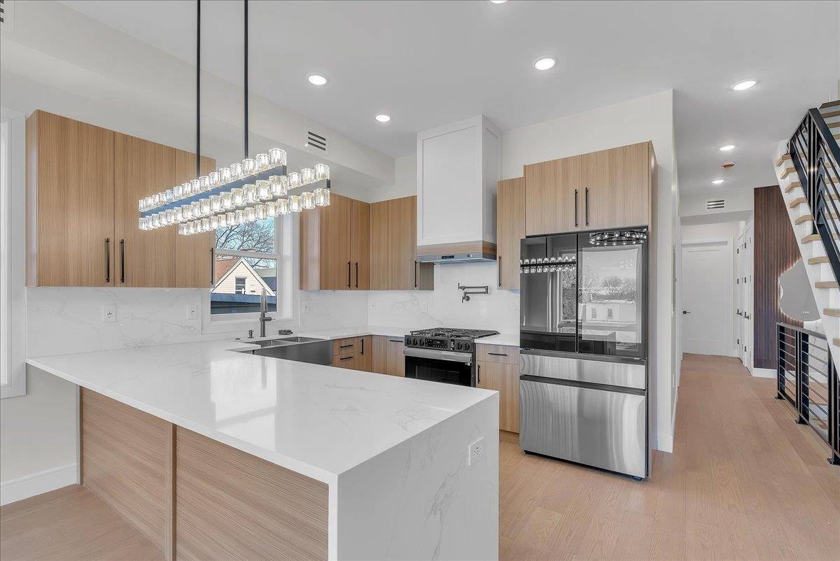 206 Clendenny Ave, JC, West Bergen, NJ 07304