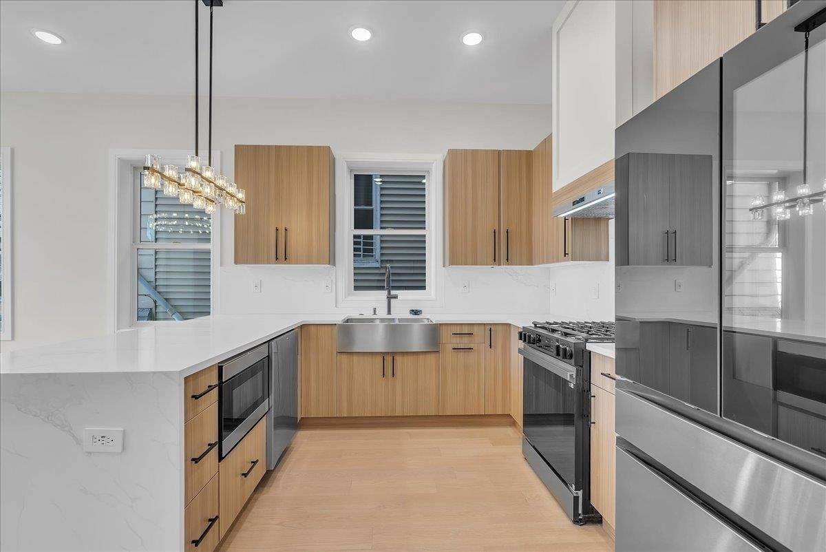 206 Clendenny Ave, JC, West Bergen, NJ 07304