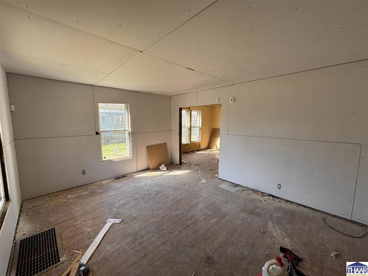 2012 1st, Terre Haute, IN 47807