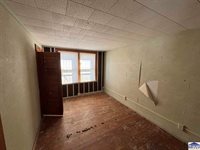 2012 1st, Terre Haute, IN 47807