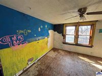 2012 1st, Terre Haute, IN 47807